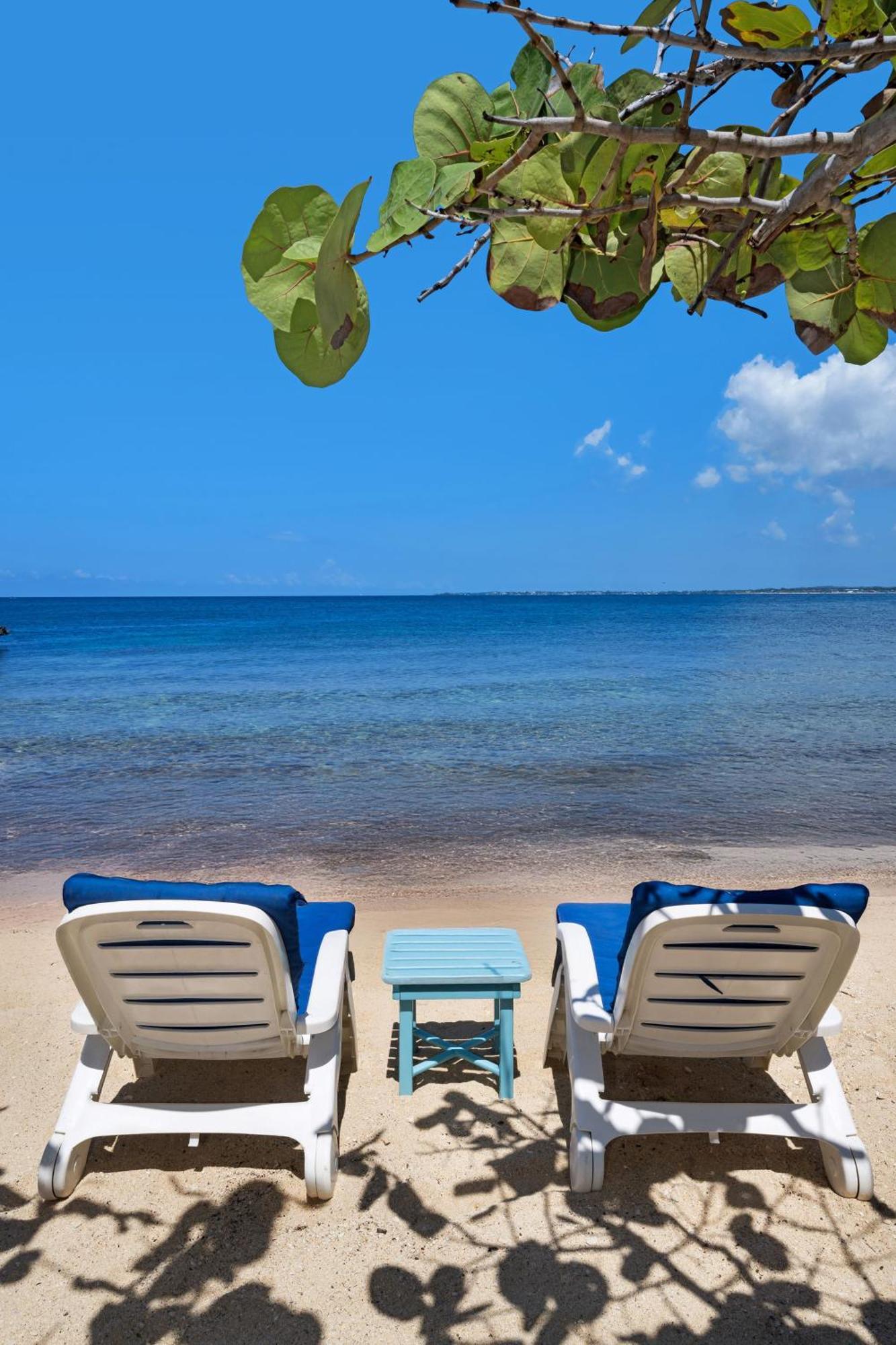 Ocean Cliff Hotel Negril Limited - Adults Only Exterior photo